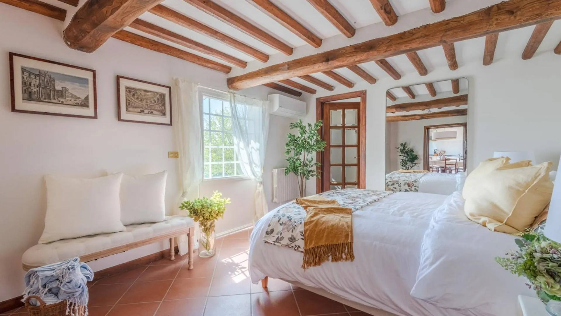 Villa Lontana Lucca Italy