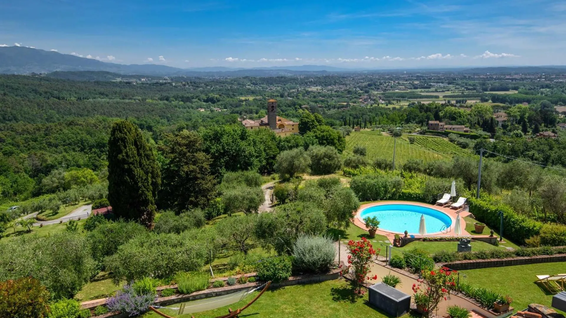 Villa Lontana Lucca 0*,  Italy